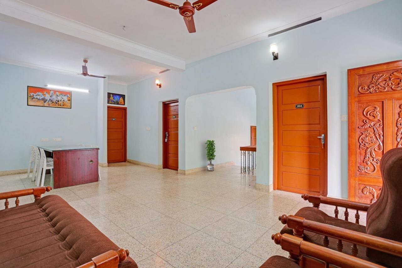 Flagship Hotel Adara Residency Thiruvananthapuram Exteriör bild