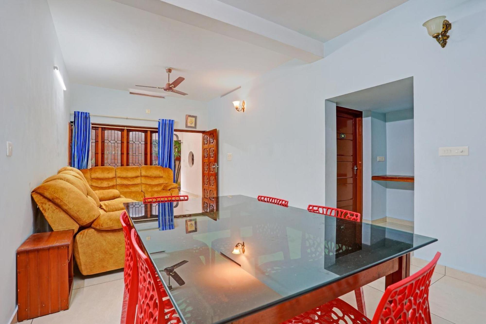Flagship Hotel Adara Residency Thiruvananthapuram Exteriör bild