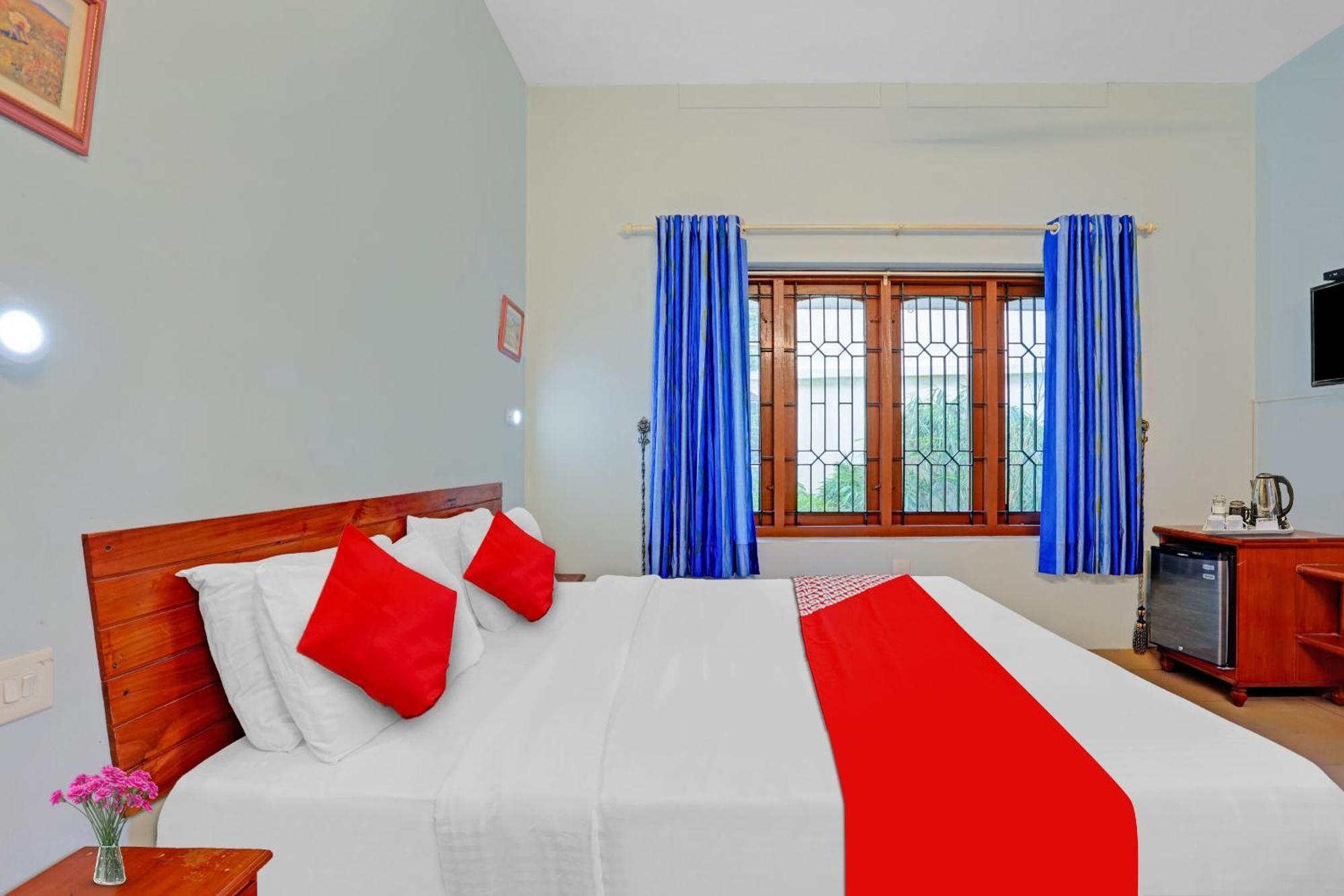 Flagship Hotel Adara Residency Thiruvananthapuram Exteriör bild