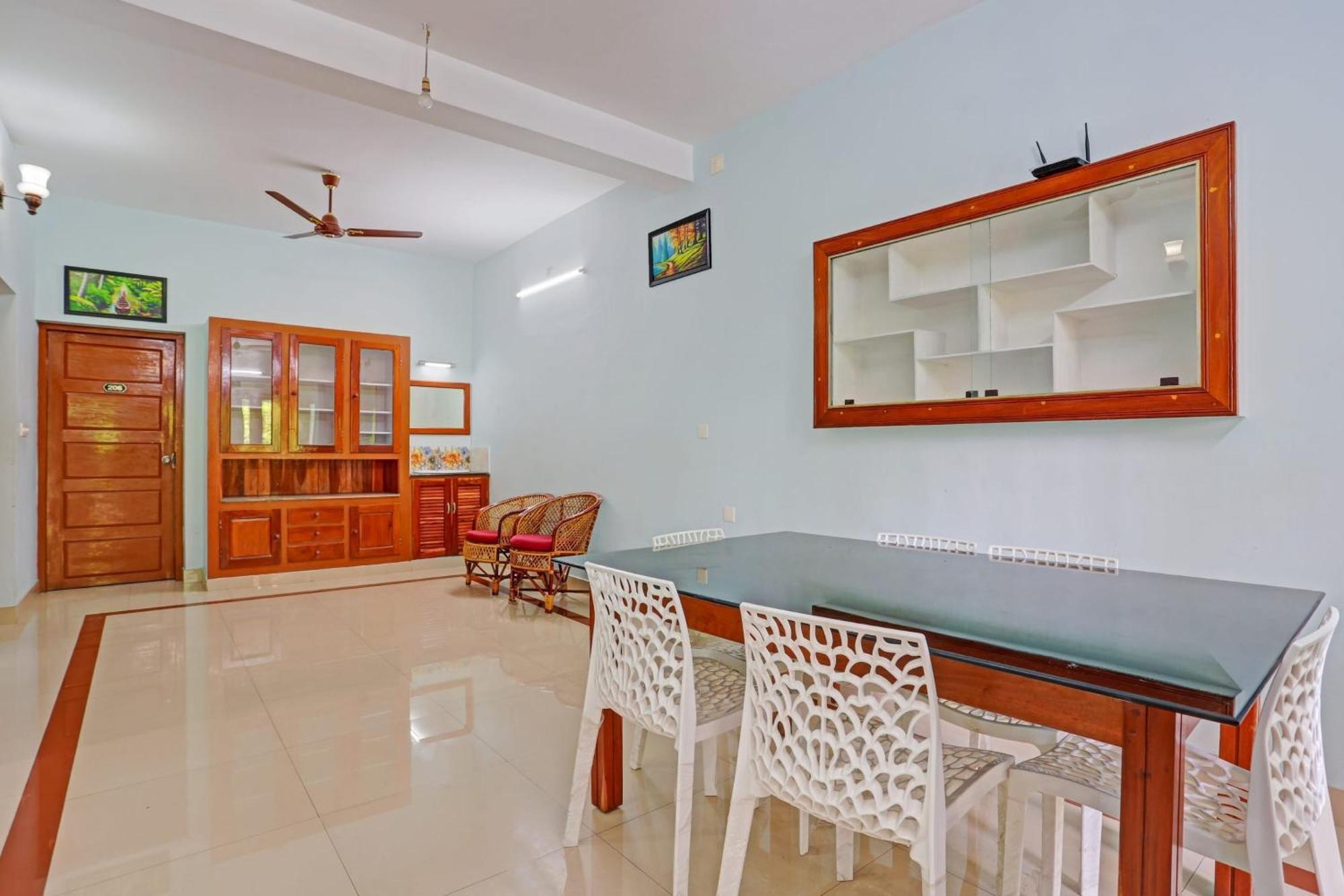 Flagship Hotel Adara Residency Thiruvananthapuram Exteriör bild