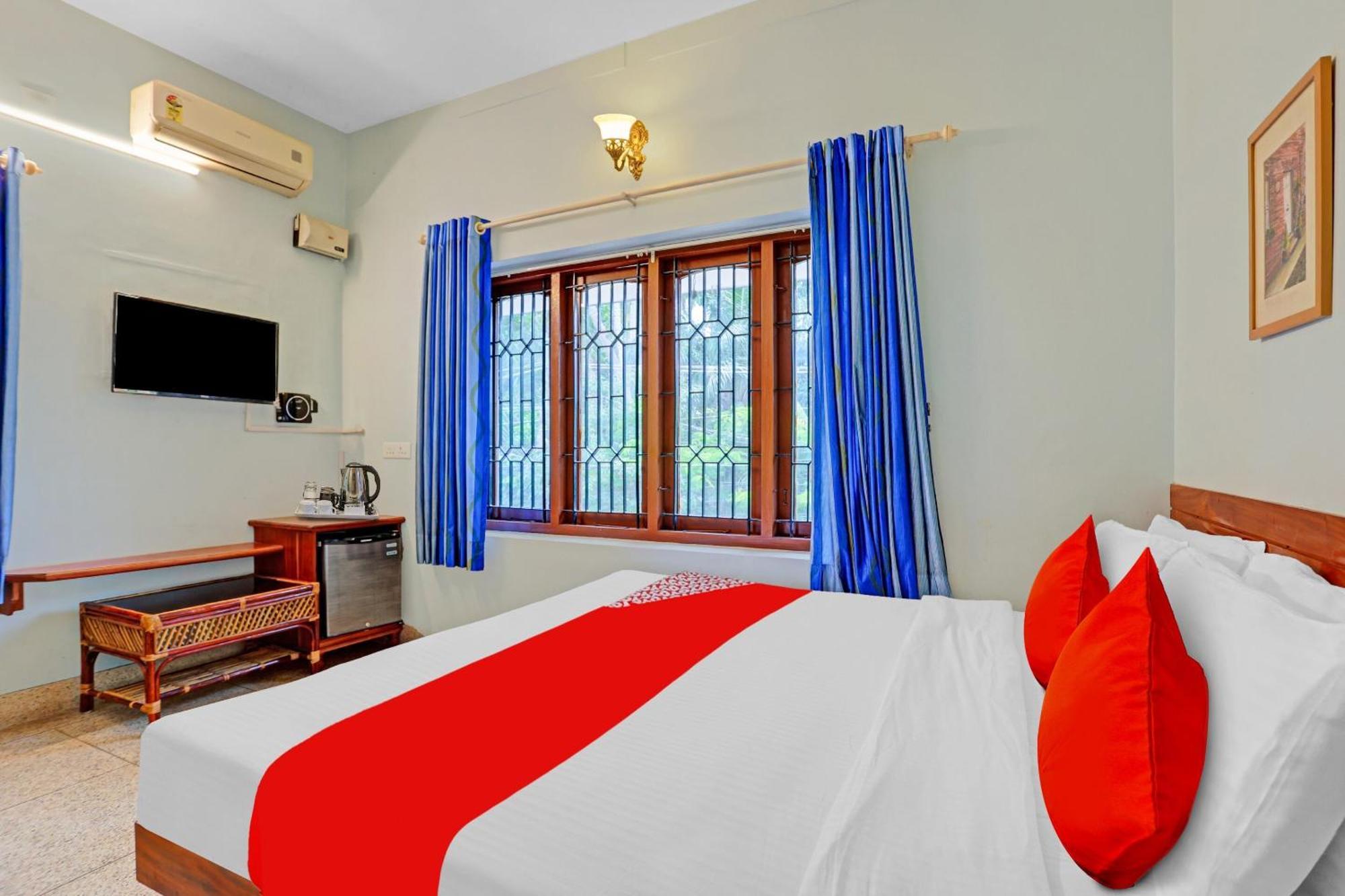 Flagship Hotel Adara Residency Thiruvananthapuram Exteriör bild